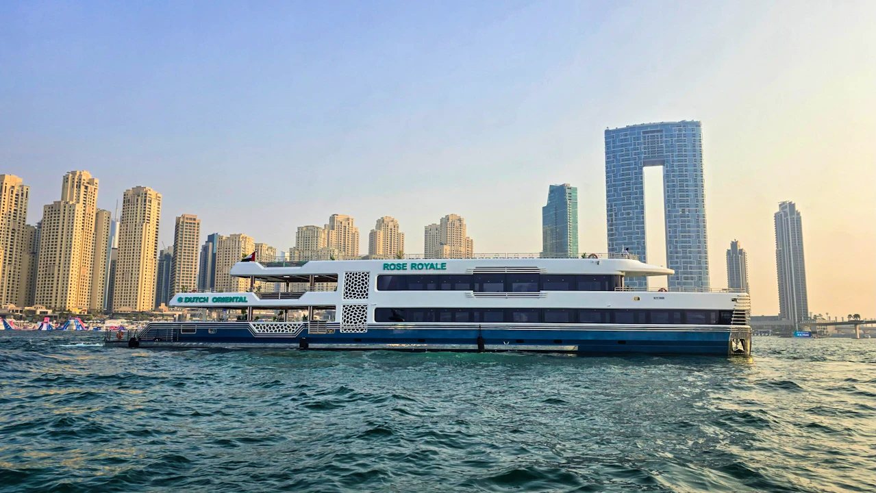 Rose Royale Mega Yacht Dinner Cruise - Yas Marina